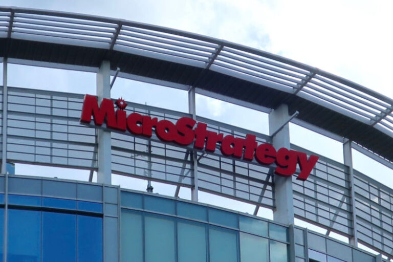 MicroStrategy acquista circa 12.000 bitcoin